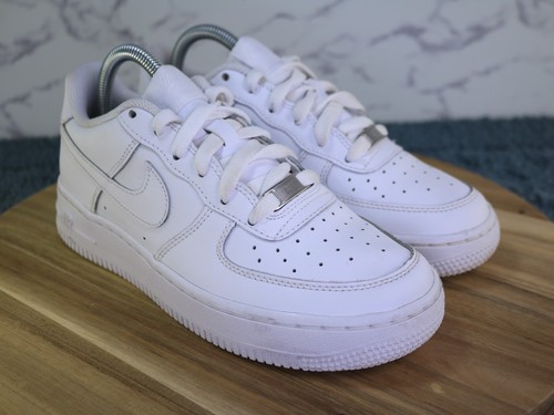 Nike Air Force 1 Low LE Triple White (GS) Clean Sneaker FV5951-111 Youth Sz 5.5Y - Picture 12 of 24