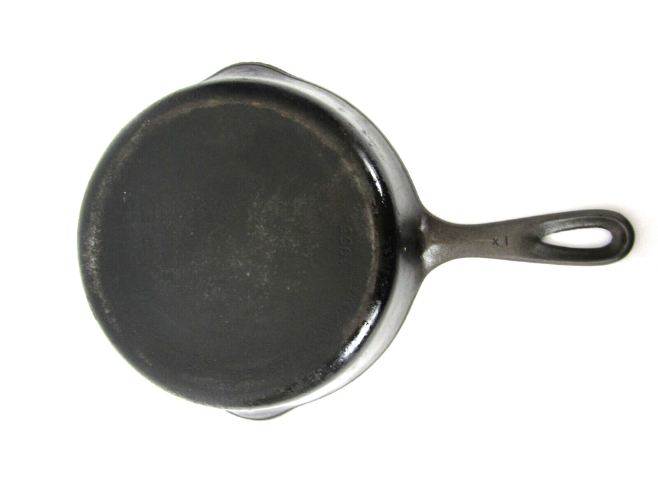 Vintage WAGNER WARE SIDNEY O No 5 Cast Iron Skillet 8 Frying Pan 1055 vintage-wagner-ware-sidney-o-no-5-cast-iron-skillet-8-frying-pan-1055