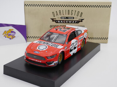 Lionel Racing C222123SHDJL # Ford NASCAR 2021 Joey Logano - Shell Throwback 1:24