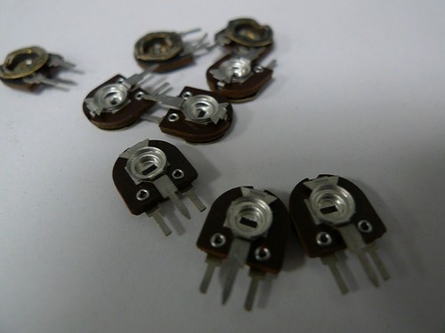 Pre Set Trim Pot Resistor Philips Vertical Range Open Carbon Trimmers 2322 - Picture 70 of 119