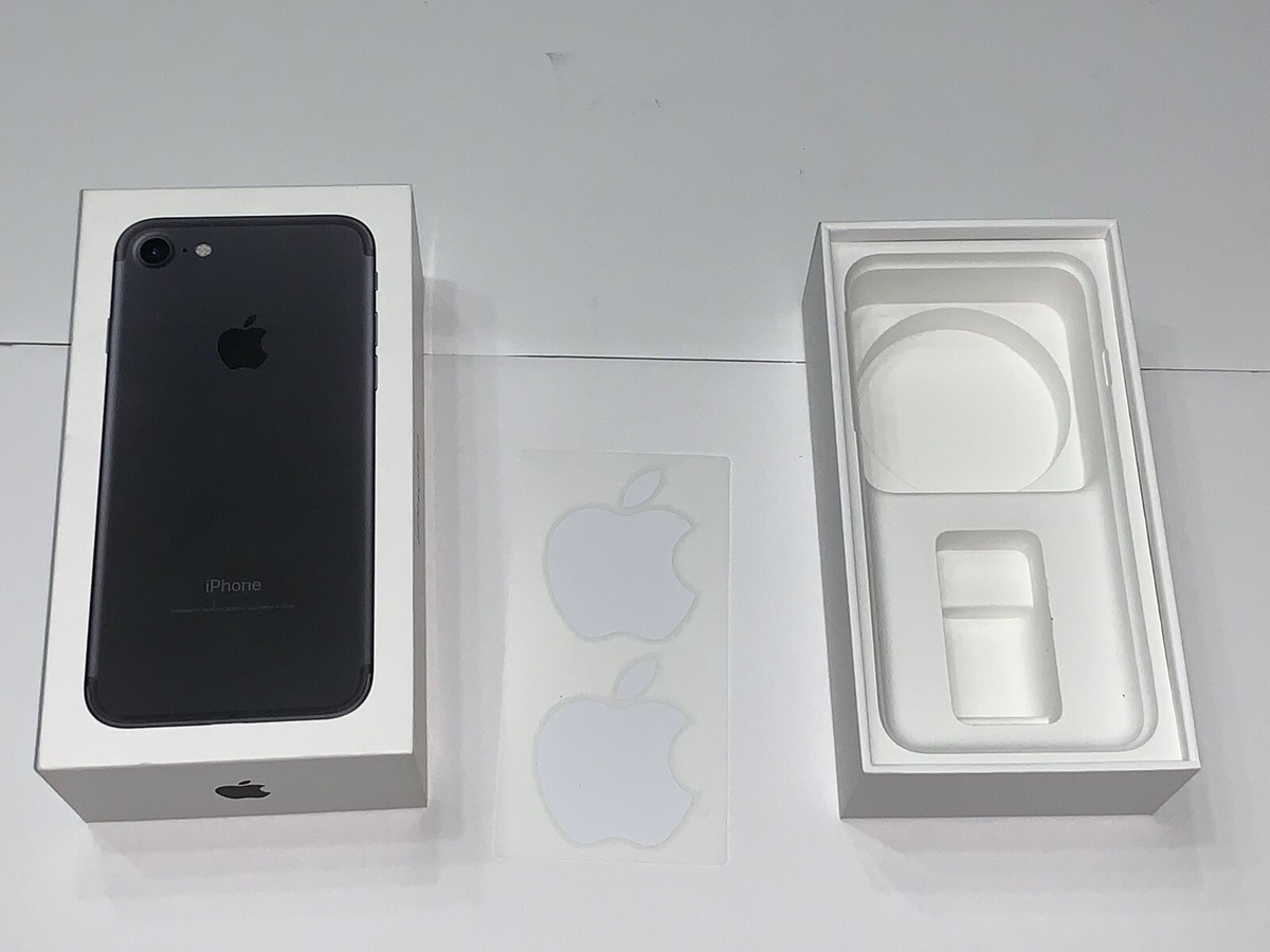 Apple iPhone 7 32GB ブラック(箱、付属品付) Authentic Apple iPhone 7 32GB Black Empty Retail Box NO