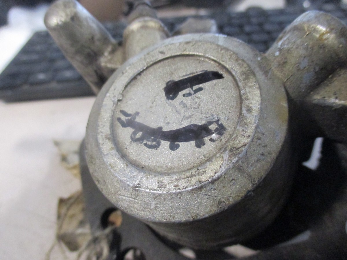 【SJ】 Kawasaki OEM Left Front Brake Caliper ZX600 ZX1000 ZL900 ZL1000