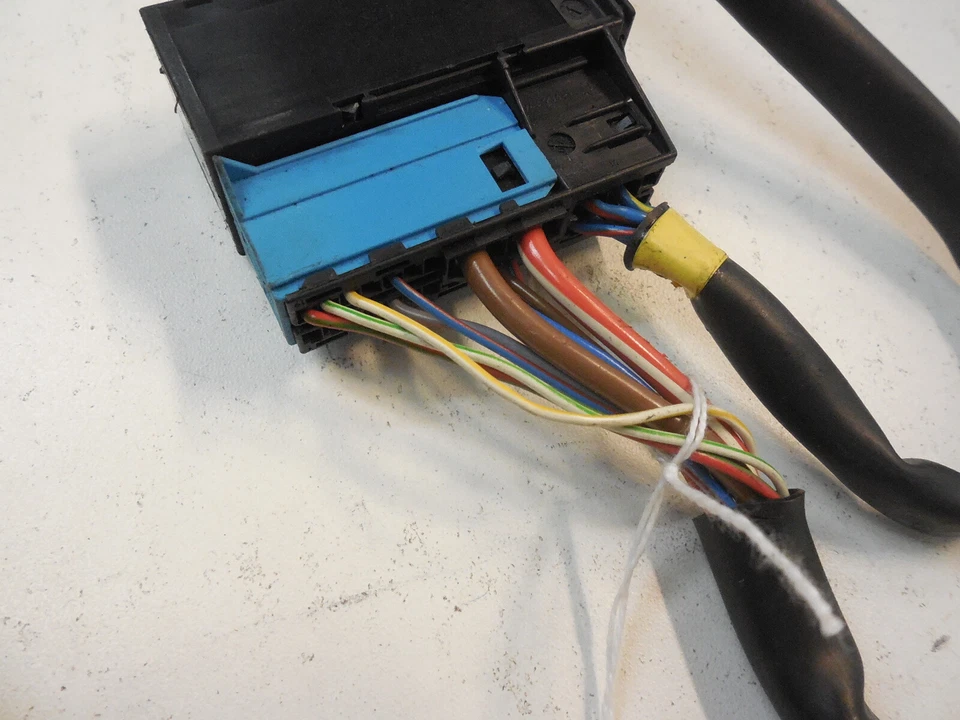 00-06 BMW E53 X5 chicote de fios de porta 16 fios 2 plugues conector plugue rabo de porco 8372631 - Imagem 2 de 4