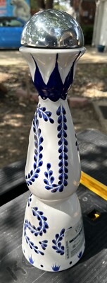 Rare Clase Azul Reposado Tequila Bottle Hand Painted Small 200 ml