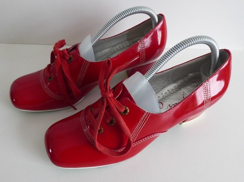 IRREGULAR CHOICE RED PATENT LEATHER BLOCK HEELED SHOES UK 6.5 EU 40 WORN ONCE - Picture 2 of 14