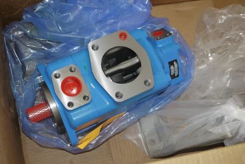 Eaton Vickers 4525V42A21-1CC22R Double Vane Hydrualic Pump 02-137426-3 New