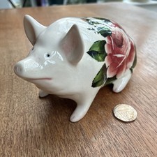 Wemyss Ware, Griselda Hill Pottery Pig with Cabbage Rose Design