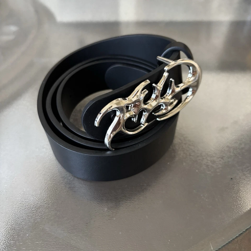 Cool y2k belt with silver gothic belt buckle - Image 2 of 4