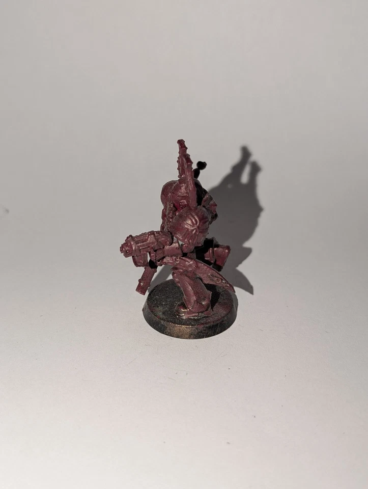 Space Marine Sturmtrupp Sprungmodul Kettenschwert bemalt weinrot 40K - Bild 4 von 4