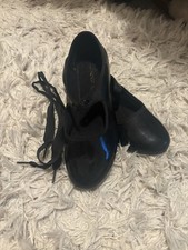 Dance Class Tap shoes Size 4