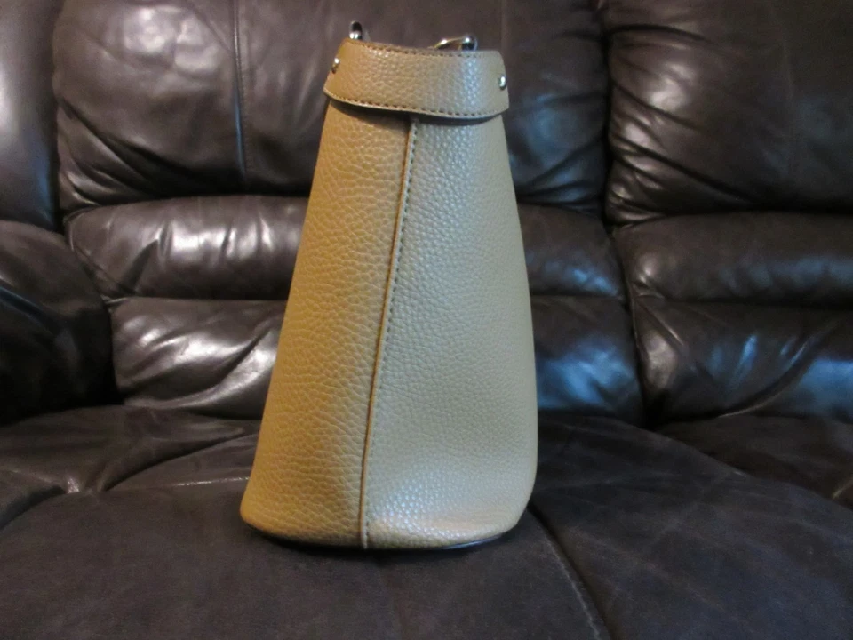 Bolso de mano/cartera/bolso Anne Klein marrón con acento de bufanda de guepardo, usado en excelente estado Foto 4 de 4