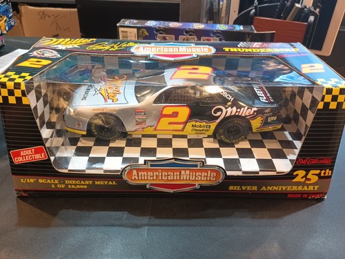 American Muscle 1/18 Rusty Wallace #2 Miller Thunderbird 25th Silver Anniversary