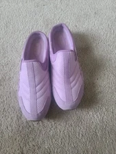 Lovely Lilac Easy Spirit 9 1/2. True Lilac Color