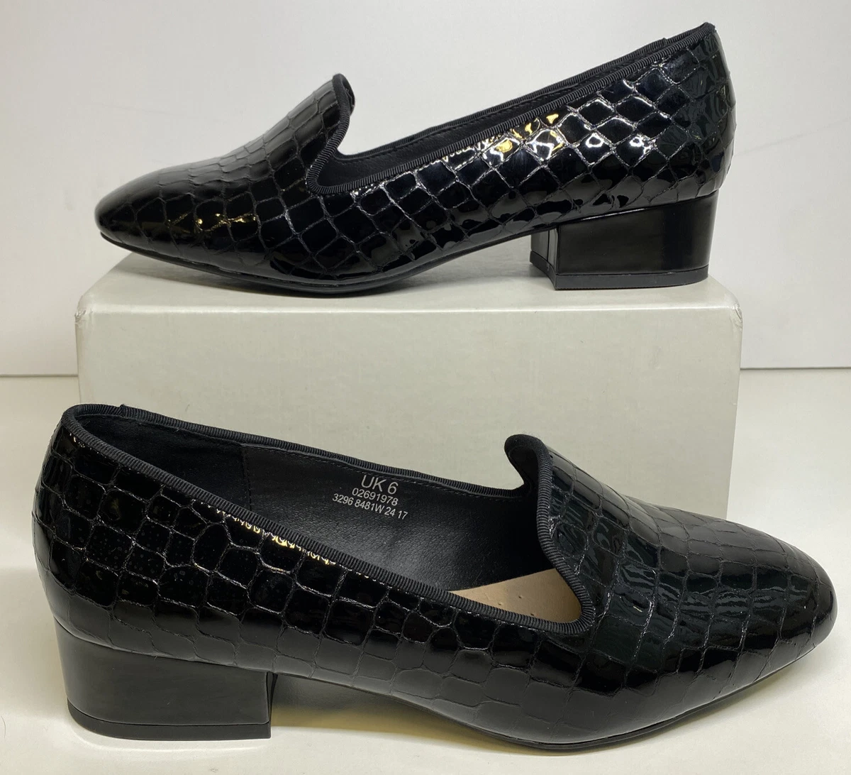 M&s footglove sale