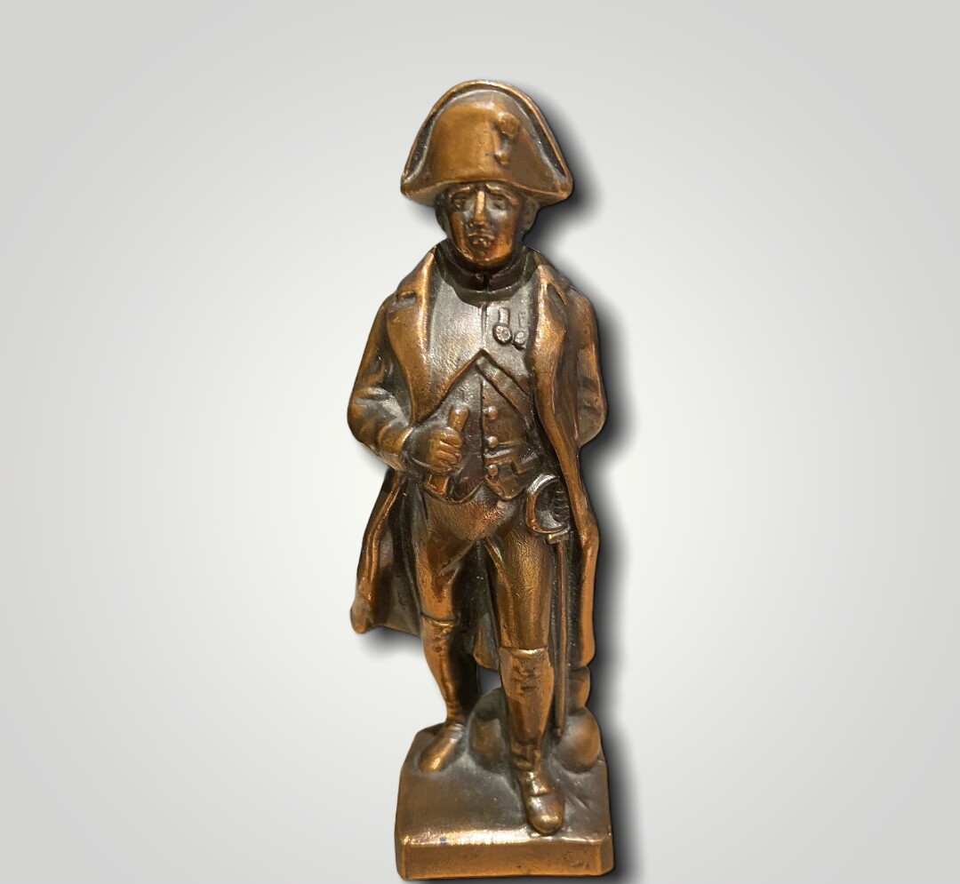Napoléon Bonaparte Statuette NAPOLEON en Régule cuivré courant XXeme