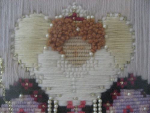 Vintage Tapestry of Queen Elisabeth and courtiers, handmade 72cms x 34cms - Picture 13 of 13