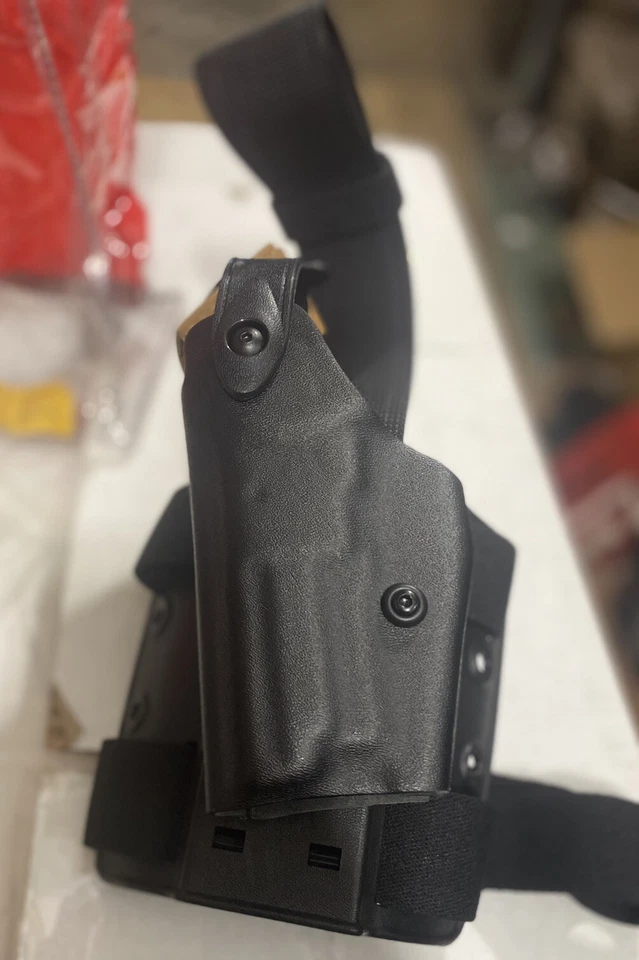 SAFARILAND 6004-74-122 TACTICAL / MILITARY SLS THIGH HOLSTER SIG P225 228 229 LH - Image 2 of 4