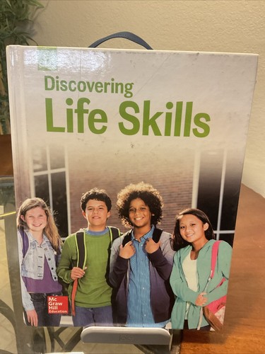 Glencoe Discovering Life Skills, Student Edition by McGraw-Hill