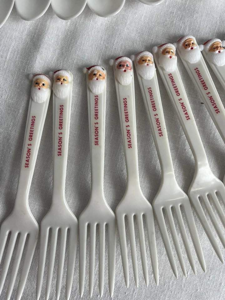 24 tenedores y 12 cucharas de colección MCM de plástico blanco vacaciones Navidad Santa Hong Kong Foto 3 de 4