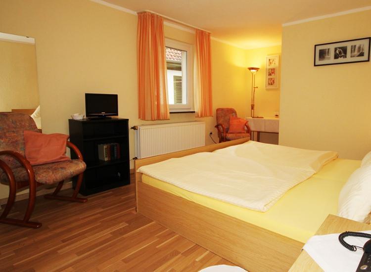 Bild 7 von 12