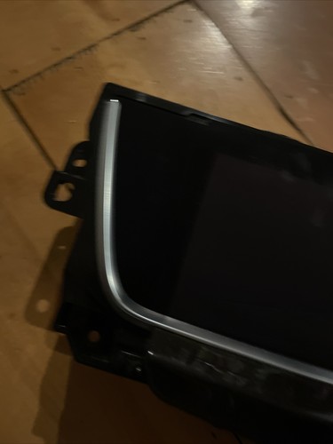 2017-2020 CADILLAC XT5 Dash Radio Display Screen Control Panel 84181102 OEM - Picture 3 of 8