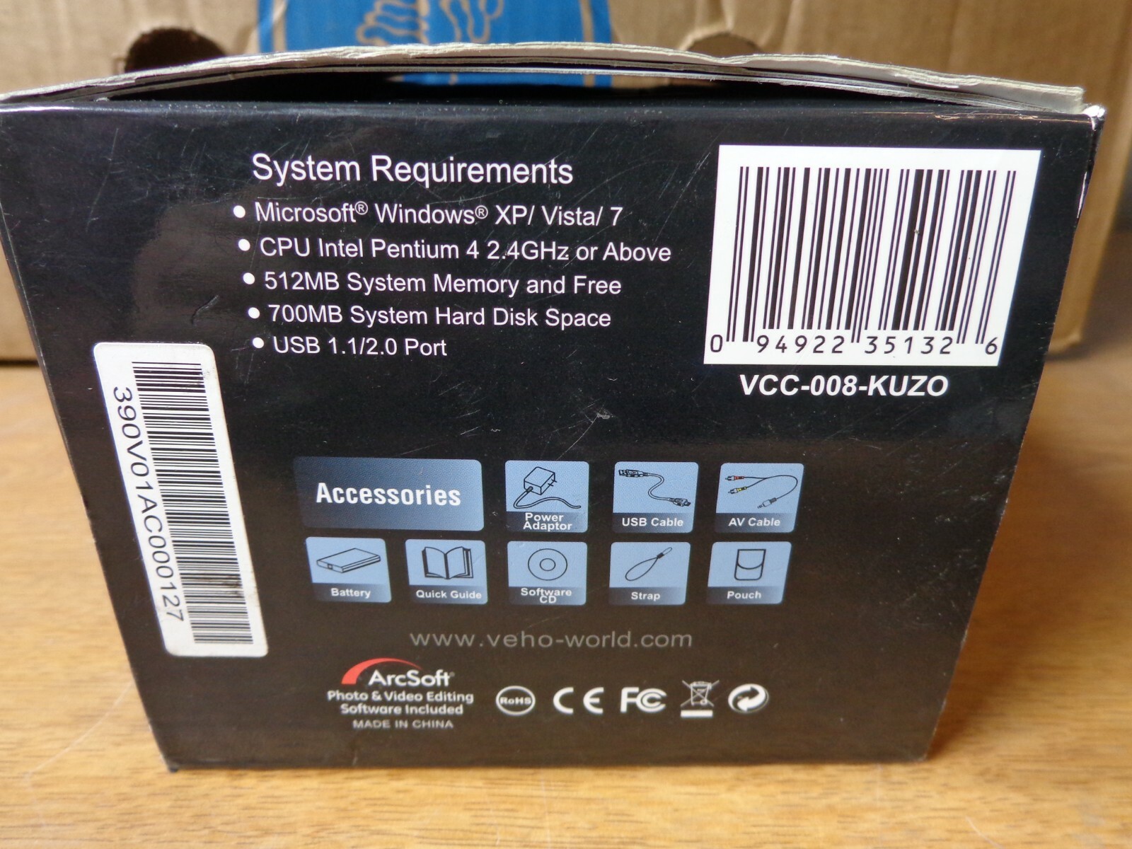 Veho VCC-008 Kuzo Full 1080p High Definition HD Camcorder (Need AC Adapter)