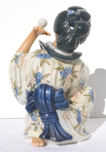 DAHL JENSEN Japanese Geisha Juggling figurine DJ 1326 - Excellent Condition! - Picture 4 of 9
