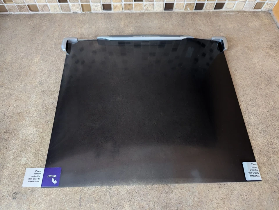 KENSINGTON SNAP2 STANDARD PRIVACY SCREEN FOR 17" MONITORS K55776WW AT-55 - Image 2 of 4