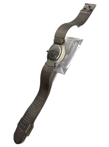SKAGEN 533LTTM TITANIUM CHARCOAL LUMINOUS DIAL DATE MESH BAND MEN'S WATCH - Picture 14 of 16