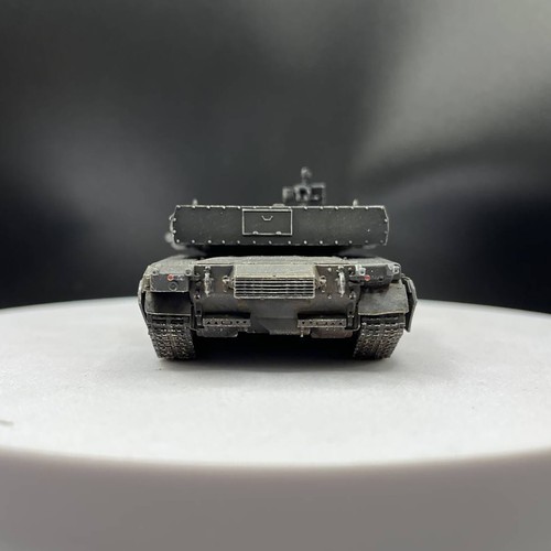 AM 1/72 Russian Type 640 Blackhawk Main Battle Tank Black Paint Finished Model - Picture 14 of 18
