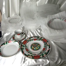 VINTAGE TIENSHAN DECK THE HALLS 12 DAYS OF CHRISTMAS DINNER SET FOR 12