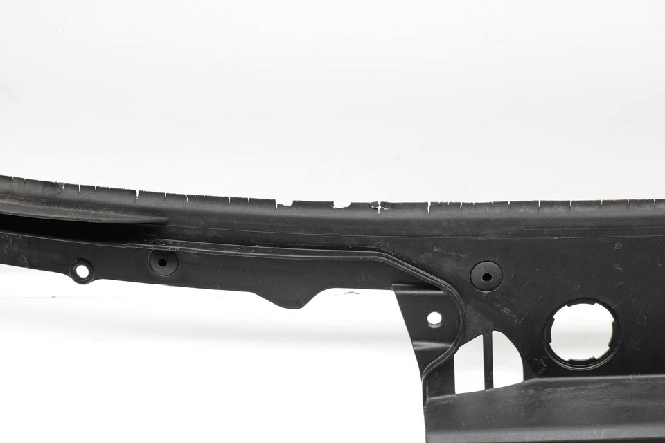 2011-2015 宝马 ALPINA B7 XDRIVE - 雨灰/水偏转器 7184563 — 第 2/4 张图片