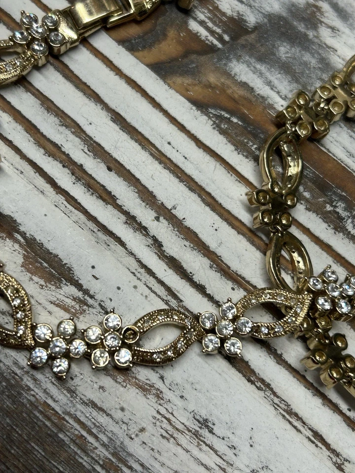Nadri Gold Tone Necklace with Sparkling Crystal Flowers and Leaf Accents READ - Image 4 of 4