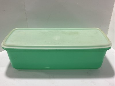 Vintage 1970s Green Tupperware Bread Loaf Keeper Container MCM Retro 15x6x4.5  D