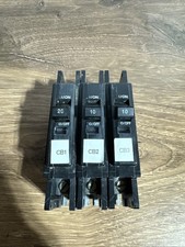 3-Square D Interrupting Rating 10000 AMP Electric Circuit Breaker Black One Pole