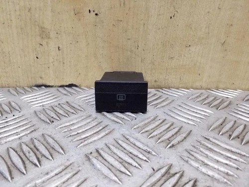 VW TRANSPORTER IV Flatbed  70XD Schalter für Heckscheibenheizung 26156689