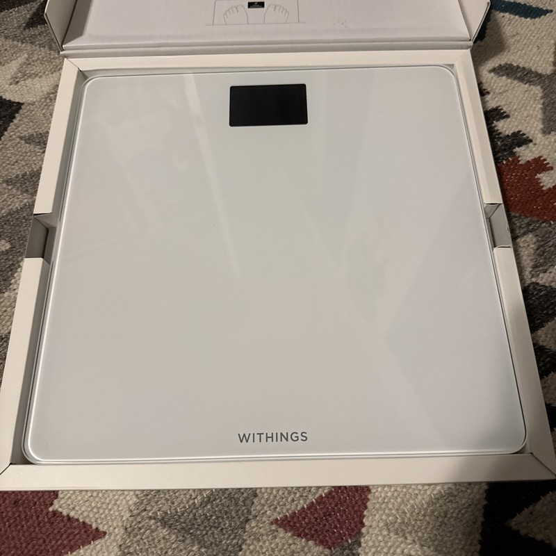 Withings Body Pro Smart Wi-Fi Scale used with box