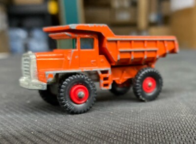 マッチボックス matchbox No.28 Vintage Lesney Matchbox Orange Mack Dump Truck Series No. 28 Made