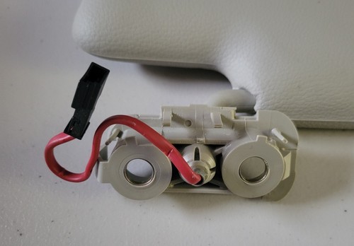 2003 Volvo V70 Left Driver Side Sun Visor (Illuminated) OEM - Picture 4 of 5