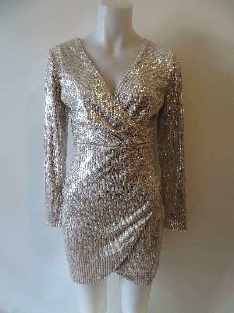 NWT WOMENS CBR SILVER SEQUIN PLUNGING V DRESS SZ L* NWT WOMENS CBR SILVER SEQUIN PLUNGING V DRESS SZ L*