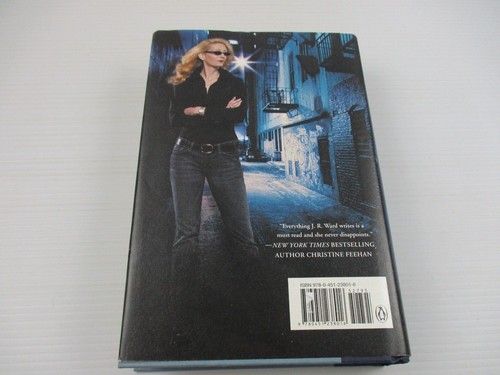 J R Ward Novels Paperbacks & Hardcover Large Selection Combined Shipping - Picture 65 of 76