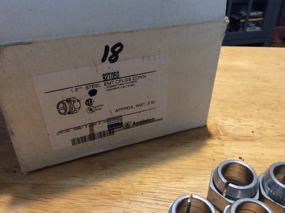 APPLETON 96T050 1/2" COMPRESSION RING Connector Lot of 18 - Image 2 of 4