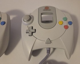 Lot Of 2 Genuine Sega Dreamcast Controllers. HKT-7700 White. Cleaned And Tested