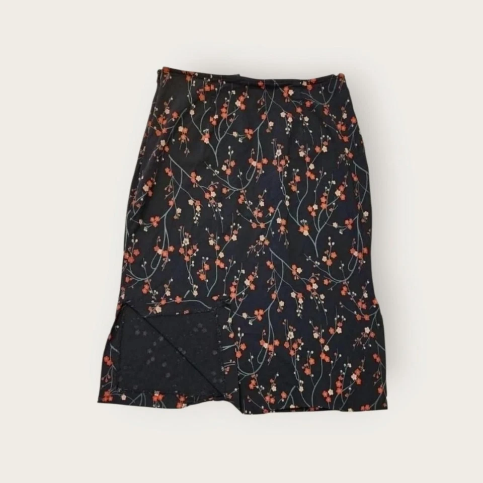 Falda sin cordones fluida estampado floral vintage Y2k Express con aberturas laterales talla 3/4 Foto 2 de 4