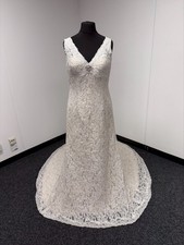 Sottero & Midgley Haute Couture Sleeveless Lace Wedding Dress See Description