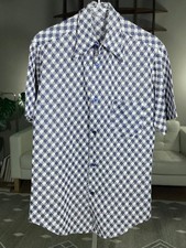 Vintage 1970s Men's Hippie Dagger Collar Short Sleeve Shirt Poly Knit