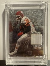 Marcus Allen Jersey Fusion Game Used Swatch 1997 Fleer Metal Kansas City Chiefs