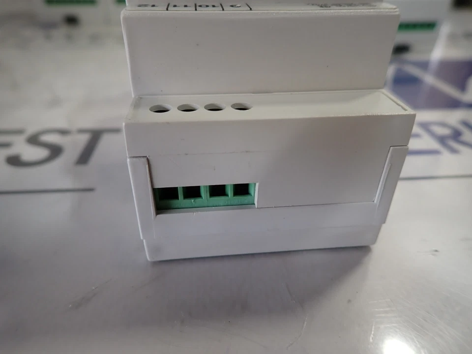SQUARE D Schneider Electric CCM Modbus Module S48377 Din Rail Mount 48845 - Image 2 of 4