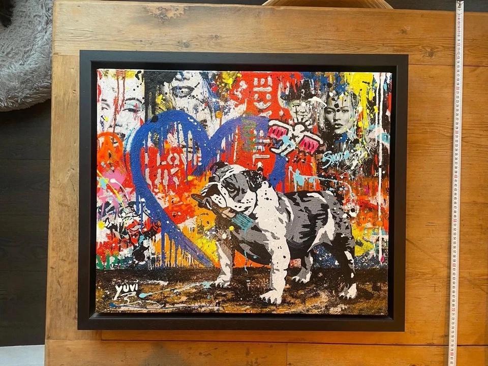 Obra de arte Yuvi "Atrapado en la acción" 16/95 caja lienzo - 24x20 pulgadas enmarcado Foto 2 de 4