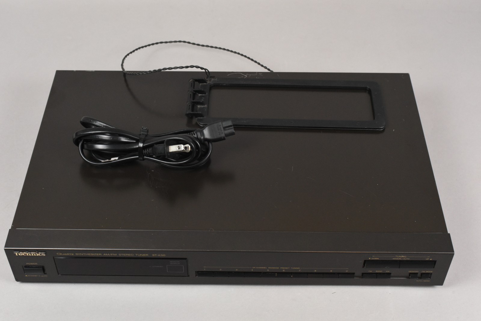 Technics ST-K50 Quartz Synthesizer AM/FM Stereo Tuner